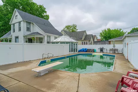 504 N Kickapoo St, Lincoln, IL 62656 photo 37