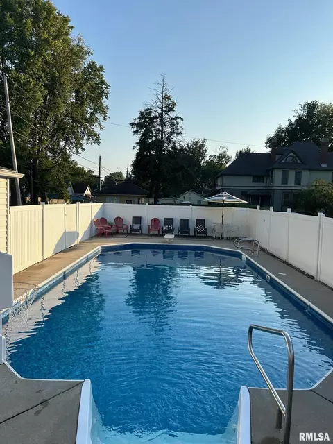 504 N Kickapoo St, Lincoln, IL 62656 photo 36