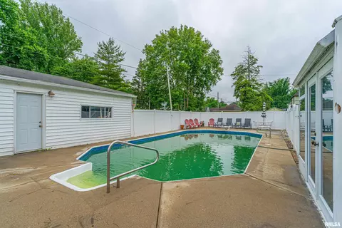 504 N Kickapoo St, Lincoln, IL 62656 photo 34