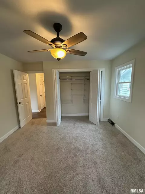 3313 E Carpenter St, Springfield, IL 62702 photo 17
