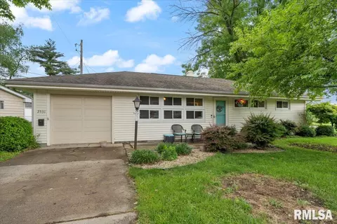 2531 E Wilshire Rd, Springfield, IL 62703