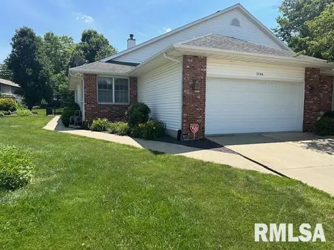 2544 Chapel Hill Dr, Springfield, IL 62702 photo 3