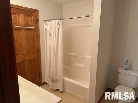 2544 Chapel Hill Dr, Springfield, IL 62702 photo 20