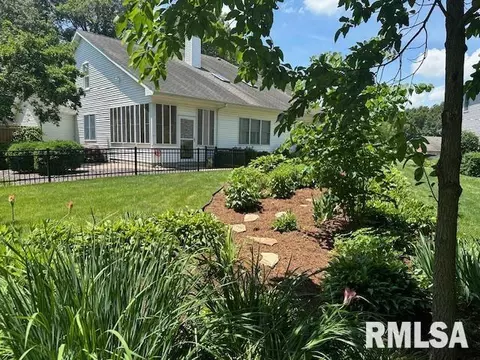 2544 Chapel Hill Dr, Springfield, IL 62702 photo 5
