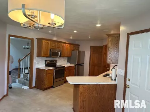 2544 Chapel Hill Dr, Springfield, IL 62702 photo 15