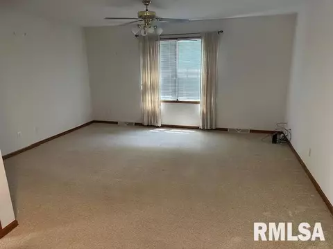 2544 Chapel Hill Dr, Springfield, IL 62702 photo 11