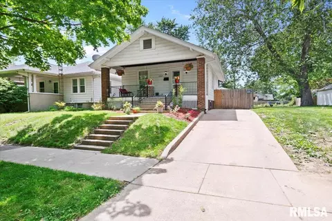 2329 Yale Blvd, Springfield, IL 62703
