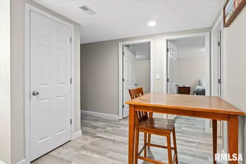 Entry Way - 2329 Yale Blvd, Springfield, IL 62703 photo 10 of 11