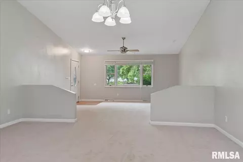 3314 Ashley Ln, Springfield, IL 62711 photo 9