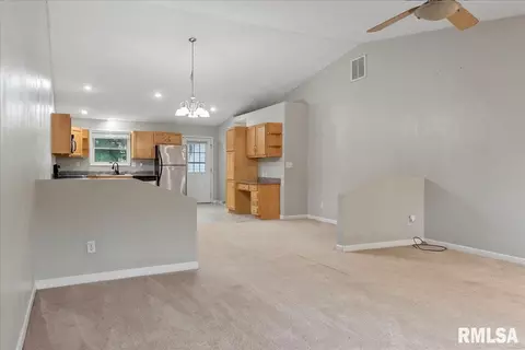 3314 Ashley Ln, Springfield, IL 62711 photo 5