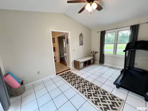 891 Riddle Hill Rd, Springfield, IL 62711 photo 22
