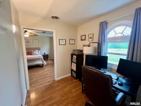 891 Riddle Hill Rd, Springfield, IL 62711 photo 24