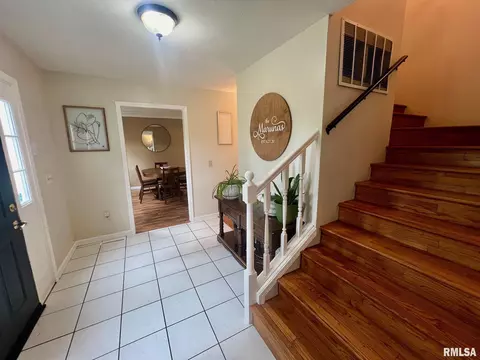 891 Riddle Hill Rd, Springfield, IL 62711 photo 4