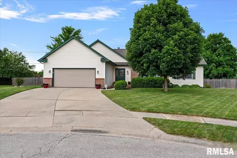 1400 Burning Bush Ct, Springfield, IL 62712 photo 2