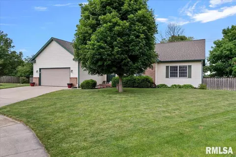 1400 Burning Bush Ct, Springfield, IL 62712 photo 3