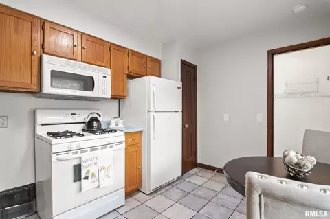 3335 Butler St, Springfield, IL 62703 photo 8
