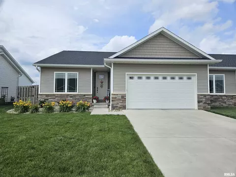 5411 Verdant Ln, Springfield, IL 62711