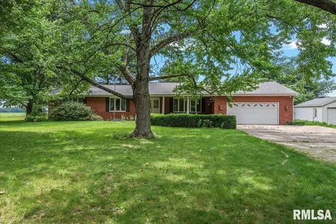 4841 Cockrell Ln, Springfield, IL 62711