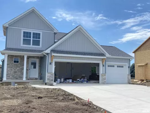 312 Hawks Nest Dr, Chatham, IL 62629
