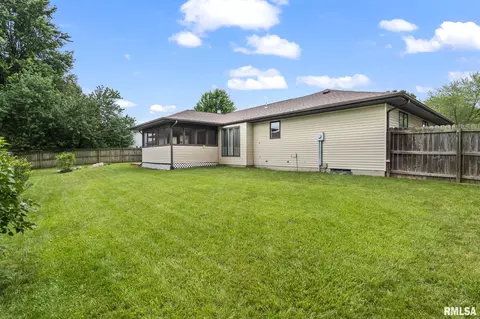 1704 Bent Oak Dr, Springfield, IL 62704 photo 39