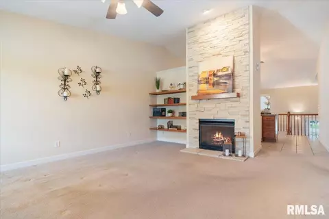 4130 Highbury Dr, Springfield, IL 62711 photo 6