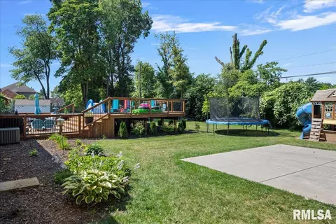 Exterior - 1 Markwood Ln, Springfield, IL 62712 photo 3 of 12
