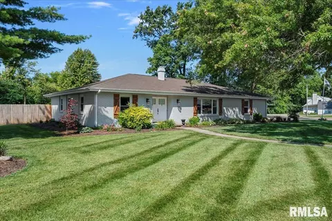 1 Markwood Ln, Springfield, IL 62712