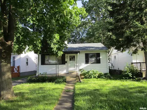 1530 W Washington St, Springfield, IL 62704