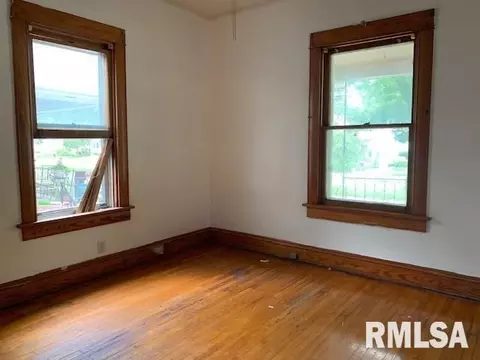 2241 Yale Blvd, Springfield, IL 62703 photo 4
