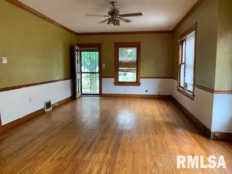 2241 Yale Blvd, Springfield, IL 62703 photo 2