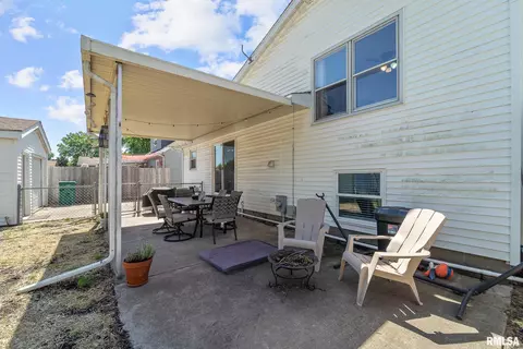 3005 Selkirk Rd, Springfield, IL 62702 photo 3