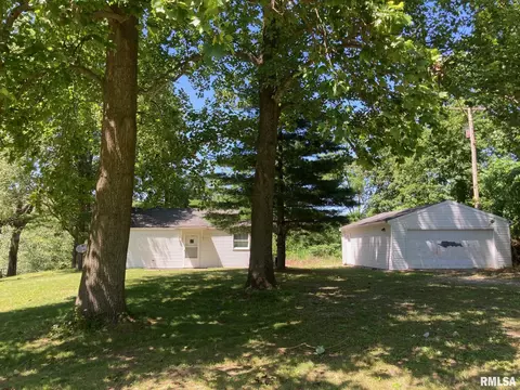 8053 Mechanicsburg Rd, Springfield, IL 62712