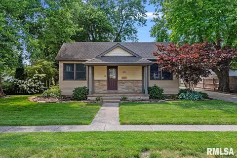 411 S State St, Chatham, IL 62629