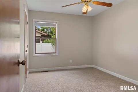 4401 Trevi Dr, Springfield, IL 62703 photo 18