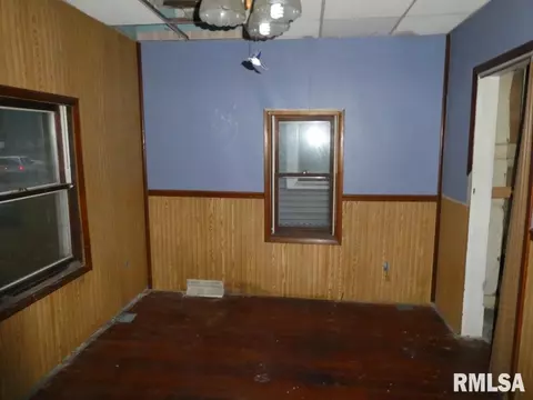 2537 S 10th St, Springfield, IL 62703 photo 8