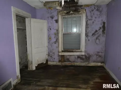 2537 S 10th St, Springfield, IL 62703 photo 13