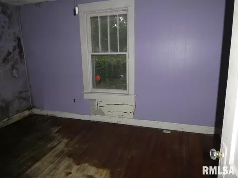 2537 S 10th St, Springfield, IL 62703 photo 11