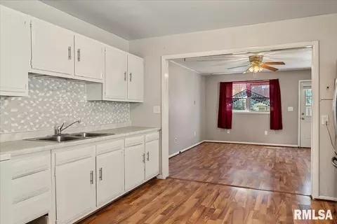 Other - 3244 E Carpenter St, Springfield, IL 62702 photo 2 of 4