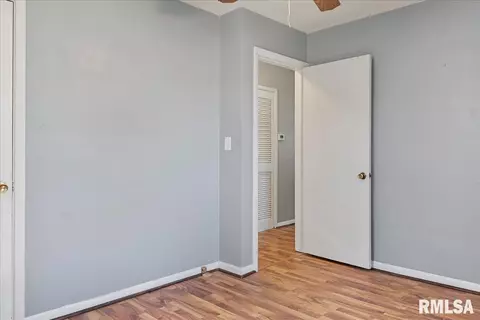 Bedroom - 3244 E Carpenter St, Springfield, IL 62702 photo 7 of 7