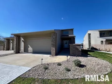 307 Harbor Point Pl, Springfield, IL 62712