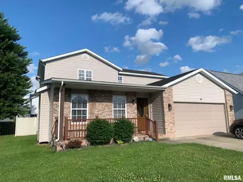 10 Dawson Cir, Riverton, IL 62561