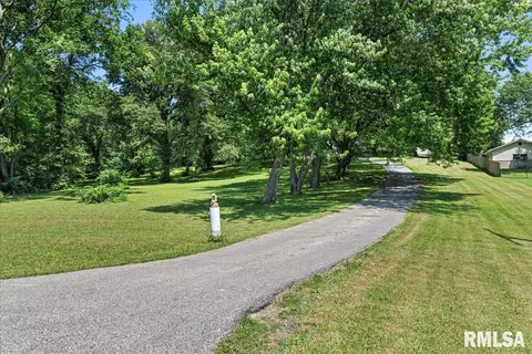 3401 Niccolls Rd, Springfield, IL 62703 photo 6