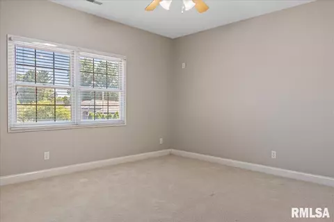 Bedroom - 3516 Tamarak Dr, Springfield, IL 62712 photo 4 of 11
