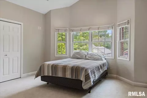 Bedroom - 3516 Tamarak Dr, Springfield, IL 62712 photo 9 of 11