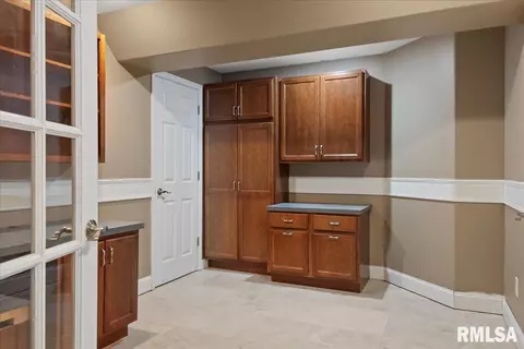 Other - 3516 Tamarak Dr, Springfield, IL 62712 photo 9 of 14