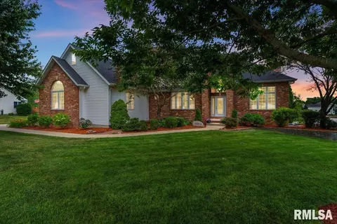 508 Worthington Chase, Sherman, IL 62684