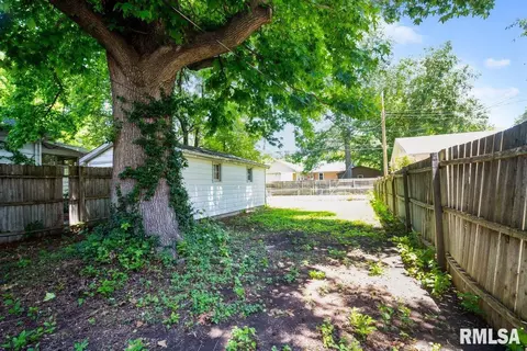 2004 S Holmes, Springfield, IL 62704 photo 14