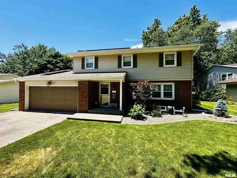 492 Kings Canyon Blvd, Galesburg, IL 61401