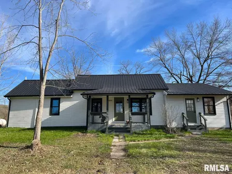2550 E Road Rd, Pleasant Hill, IL 62366