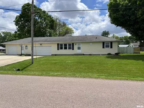 601 W Greenwood Ave, South Jacksonville, IL 62650